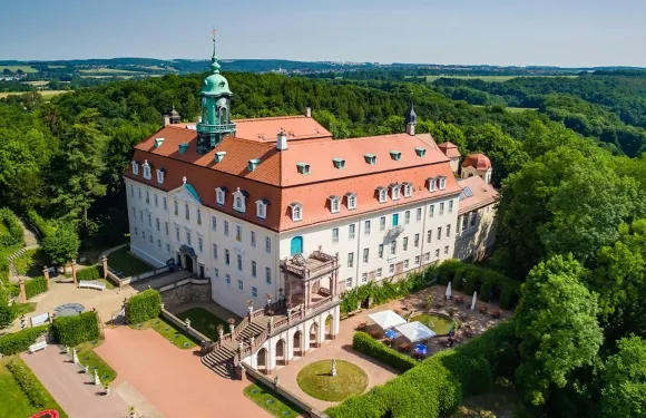 里斯滕瓦德城堡及公園成人