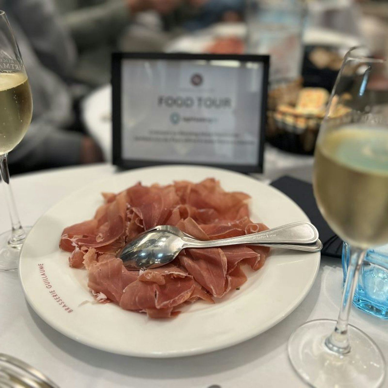 Luxembourg: Guided Food Tour and Tasting