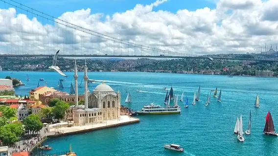 Tour du thuyền Bosphorus có hướng dẫn, Đồi Pierre Loti, Tour xe buýt Golden Horn. Bao gồm tất cả vé, nhóm nhỏ