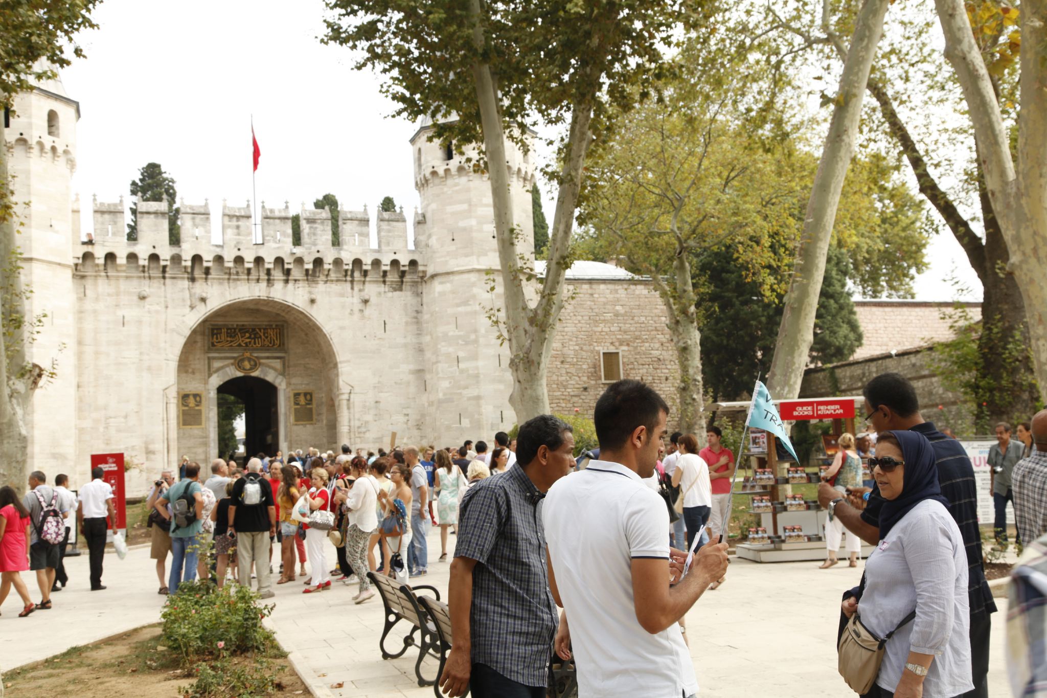 Istanbul Topkapı Palace & Harem. Half day afternoon guided small groups. Pick-up & Tickets