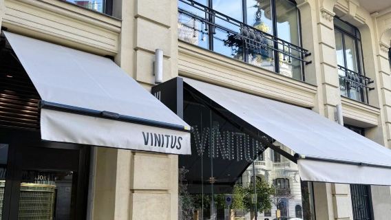 услуга бронрования столика в ресторане Vinitus Gran Vía Madrid в Мадриде, Испания
