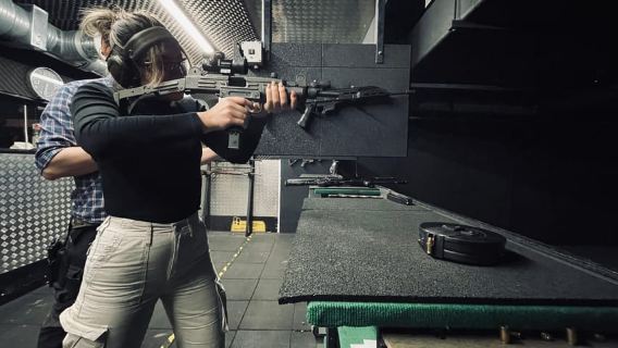 Budapest: Paket Menembak Hollywood Gun Range