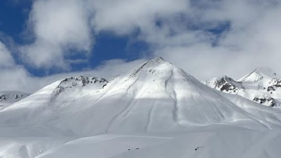 Gudauri & Kazbegi - one day group tour from Kutaisi