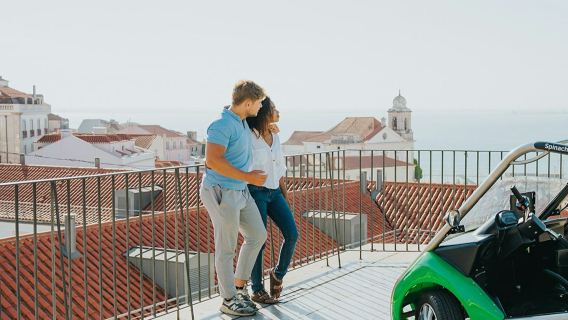 Lisboa: Tour autoguiado en coche eléctrico + audioguía
