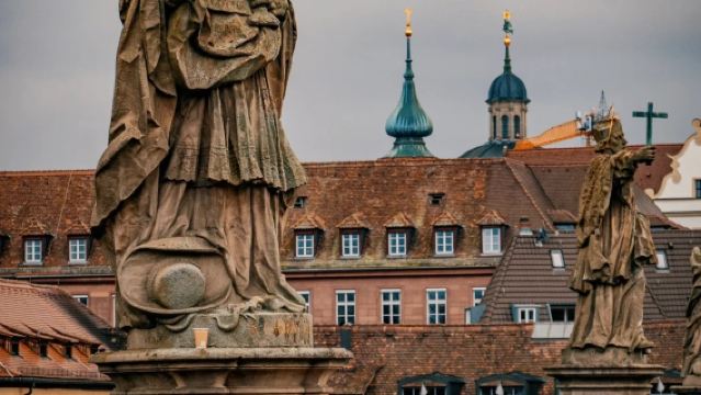 Frankfurt to Wurzburg and Rothenburg ob der Tauber Romantic Old Town - Private Charter - Top Pick