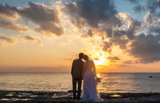 日本沖繩Trip Moments【全球日本沖繩Trip Moments攝影師婚紗照Trip Moments情侶婚紗寫真旅遊跟拍照片拍攝】