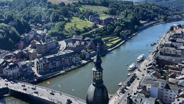 Lawatan sehari ke Namur + Dinant + Villers + Bouillon di Belgium