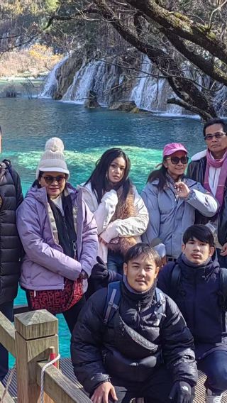 Jiuzhaigou 1-Day Tour with Multilingual Guide (English, Thai, Russian, German, Spanish)