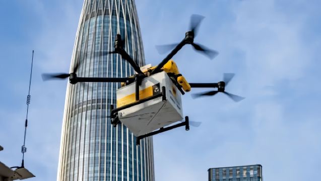 Shenzhen Future Tech 1-Day Tour: Drone Delivery, Robot Dining & Driverless Taxi Ride