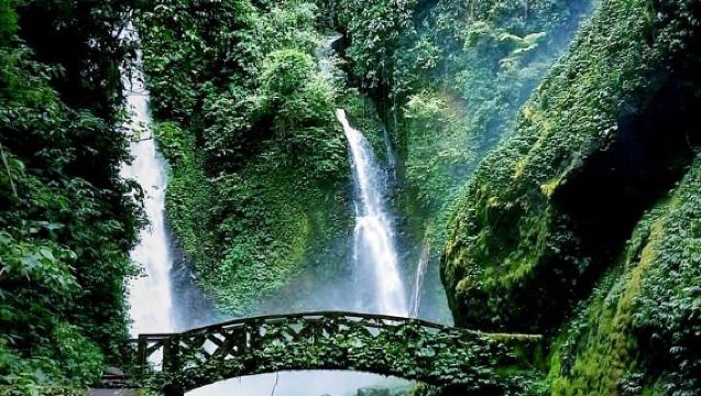 Indonesia Manado Tomohon Day Trip – Volcano Trekking, Waterfall Tour & Local Experience