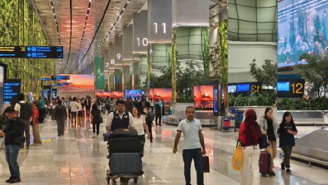 BAGGAGE HANDLING ASSISTANCE SOEKARNO HATTA AIRPORT (CGK) [DOMESTIC DEPARTURE T2]