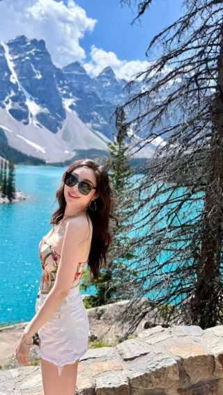 Calgary/Banff National Park in Canada: Lake Louise + Banff town + Bow Falls