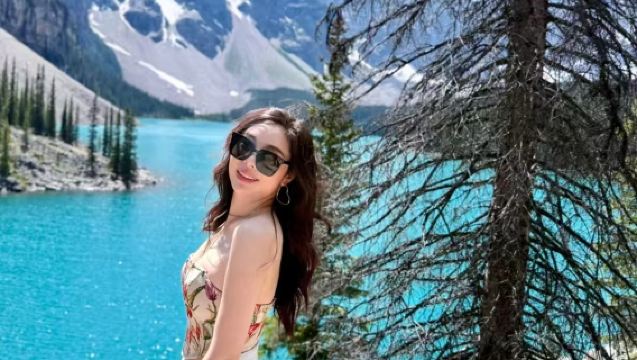 Calgary/Banff National Park in Canada: Lake Louise + Banff town + Bow Falls