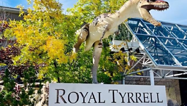 加拿大卡爾加里馬蹄峽谷+加拿大皇家蒂勒爾博物館【中文司機】