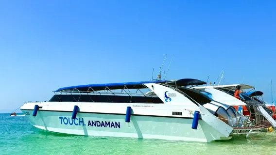 Featured tour starting at 1993 THB: [Phuket] Touch 1-day speedboating tour to Phi Phi Islands and Koh Khai – English-speaking guide