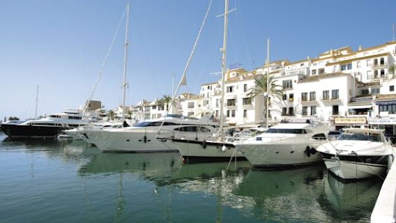 Marbella and Golden Mile half-day tour with Puerto Banus visit