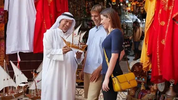 巴林博物館+阿爾法特赫清真寺+巴林堡+F1+蘇克魅力一日遊