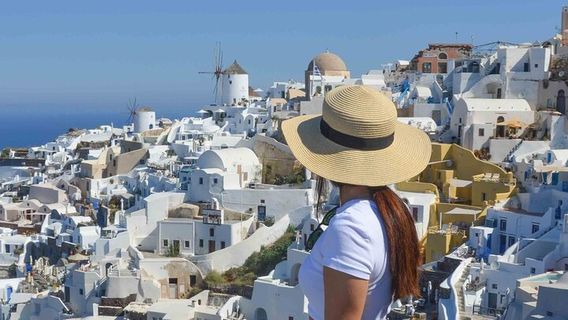 SantoriniTours