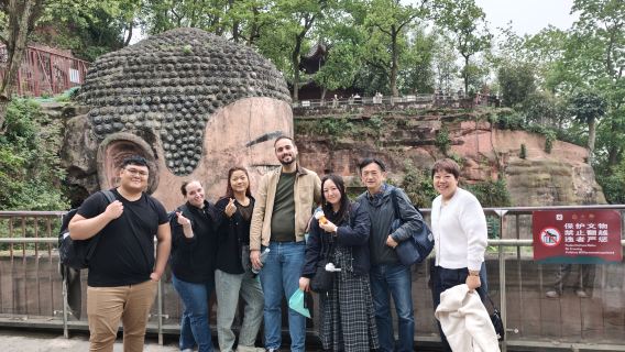 กรุ๊ปทัวร์ขนาดเล็ก พระใหญ่เล่อซาน - เมืองโบราณหวงหลงซี