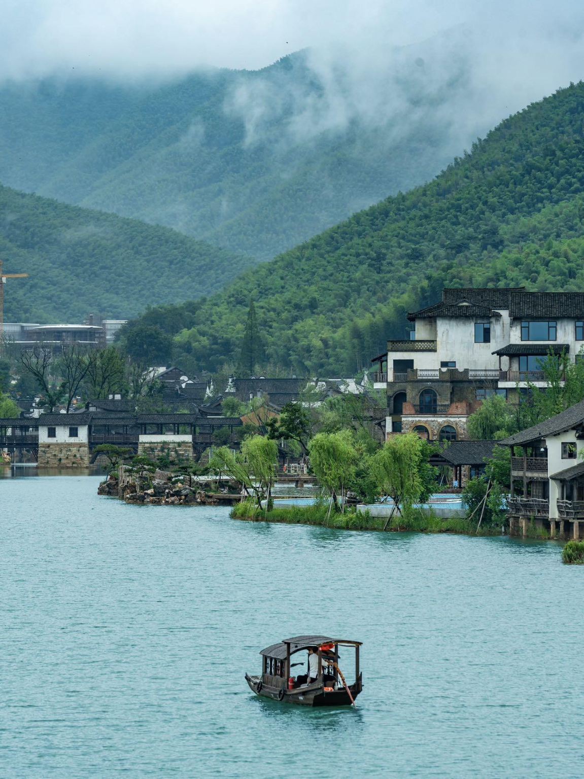 Jiangsu Yixing: Yaohu Town + Bamboo Sea [Private Charter | Customized Tour | Bilingual Guide in Chinese and English]