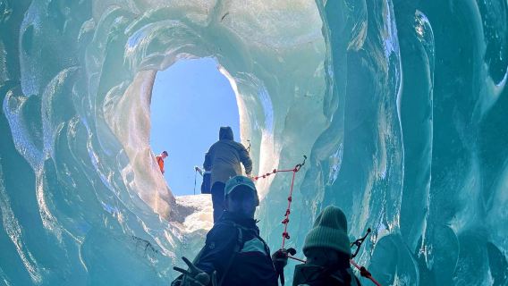 Recorrido en helicóptero por el glaciar Tasman en la Isla Sur de Nueva Zelanda: helicóptero y caminata de 3 horas por el glaciar del Monte Cook (equipo completo para caminatas en icebergs incluido): una actividad clásica del Monte Cook