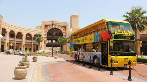 24-Stunden-Ticket für den Hop-on-Hop-off-Bus in Doha