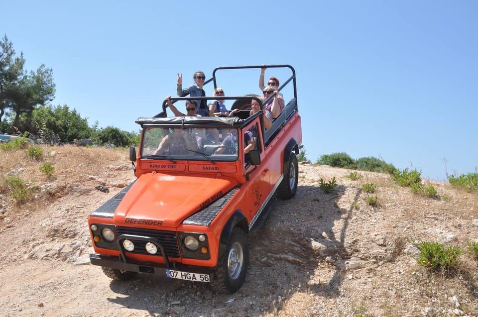 Safari in Jeep ad Alanya: avventura nella grotta di Dim, sul fiume e nella natura