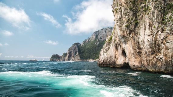 Capri: giro turistico dell'isola con sosta alla Grotta Azzurra