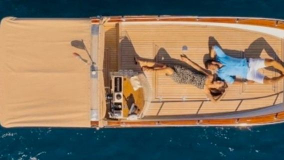 Cinque Terre & Golf der Dichter: Bootstour mit Mittagessen & Getränk