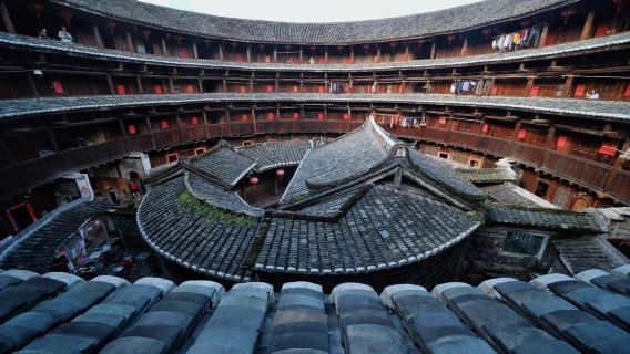 Yunshuiyao Hakka Tulou (Jordbygninger) Privat Tur med Højhastighedstog