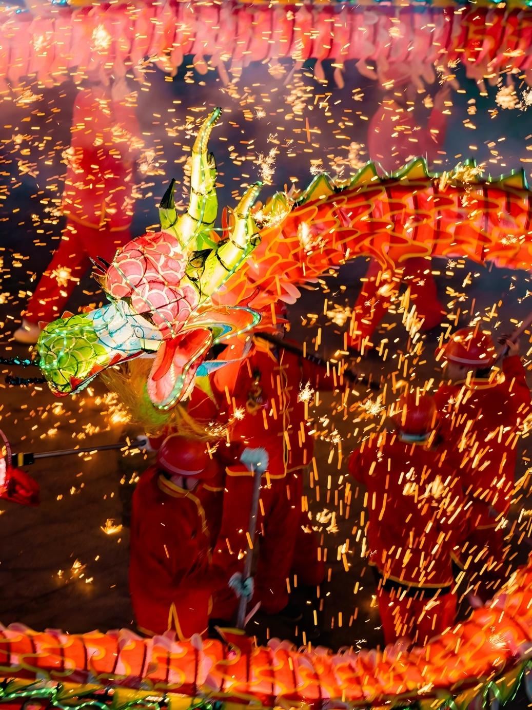 貴陽出發平塘包車9小時一天遊天眼景區+青巖古鎮/快速打卡