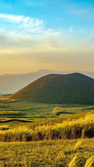 Однодневный тур: Замок Кумамото + вулкан Асо + равнина Кусасэнри + поезд по железной дороге Минамиасо