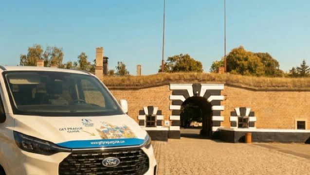 Terezín : Excursion d'une journée au camp de concentration avec transport depuis Prague