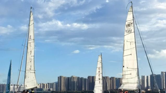Esperienza in barca a vela a Xiamen