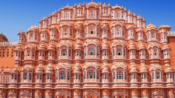 Agra'dan Jaipur'a Aynı Günlük Gezi: Şehir Sarayı ve Hawa Mahal