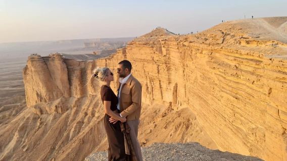 Riyadh Sunset Edge of the World Deers & Camels 4WD Adventure