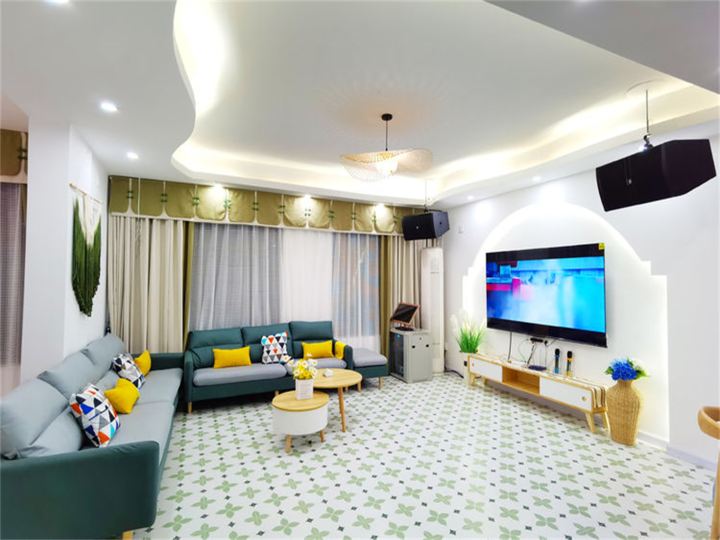 廣州鴨洞河小溪·過夜露營【從化碧水新村營地「溫泉KTV燒烤麻將」白水寨碧水灣】