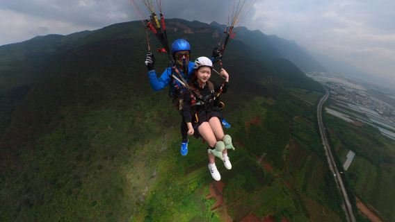 蒙自犁耙山航空營地滑翔傘飛行體驗【高度600米/可選視頻拍攝/多人體驗更實惠】