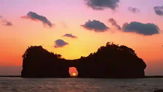 日本白濱町白良濱+圓月島+千疊敷+三段壁一日遊【普通話包車】