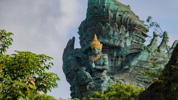 เหมาทัวร์บาหลี อูลูวาตูและจิมบารัน