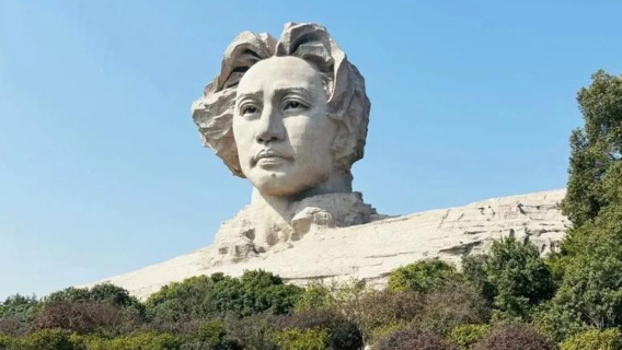 Autista privato, guida turistica e interprete a Changsha, Hunan, per trasporti, accompagnamento, viaggi, fiere, visite commerciali e assistenza medica