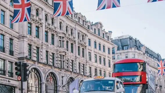 สั่งซื้อหลังการปรึกษา/ลอนดอน สหราชอาณาจักร/หอนาฬิกาบิกเบน ตึกรัฐสภาสะพานทาวเวอร์ มหาวิหารเซนต์พอล เวสต์มินสเตอร์/สนามบิน/บริการรถยนต์แบบจุดต่อจุด/ไกด์นำเที่ยวและคนขับ/บริการรถเช่าส่วนตัว