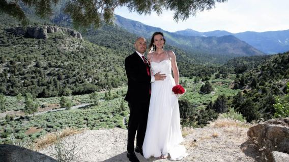 Aventura en coche por el Monte Charleston: Escapada a la naturaleza