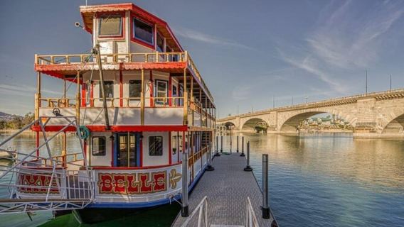 Lago Havasu: crucero con cóctel al atardecer en un barco con ruedas de paletas