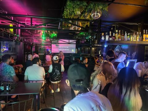 Makati Pub Crawl with Optional City Tour