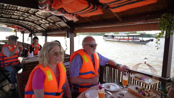 MEKONG DI WAKTU SENJA - LAWATAN MATAHARI TERBENAM CAN THO