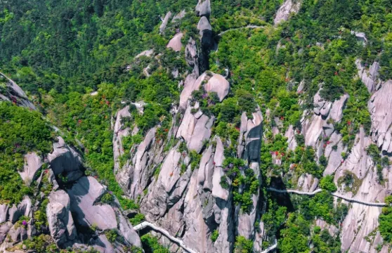 安慶天柱山＋倒扒獅步行街一日遊【奇峰古韻2-8人小團】