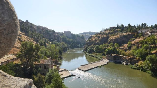 Madrid: Full-Day Guided Tour of Toledo with Cathedral Visit