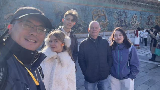 Tiananmen Square + Forbidden City with Treasure Gallery English Professional Guide Including Admission Ticket for 15-Person Premium Small Group