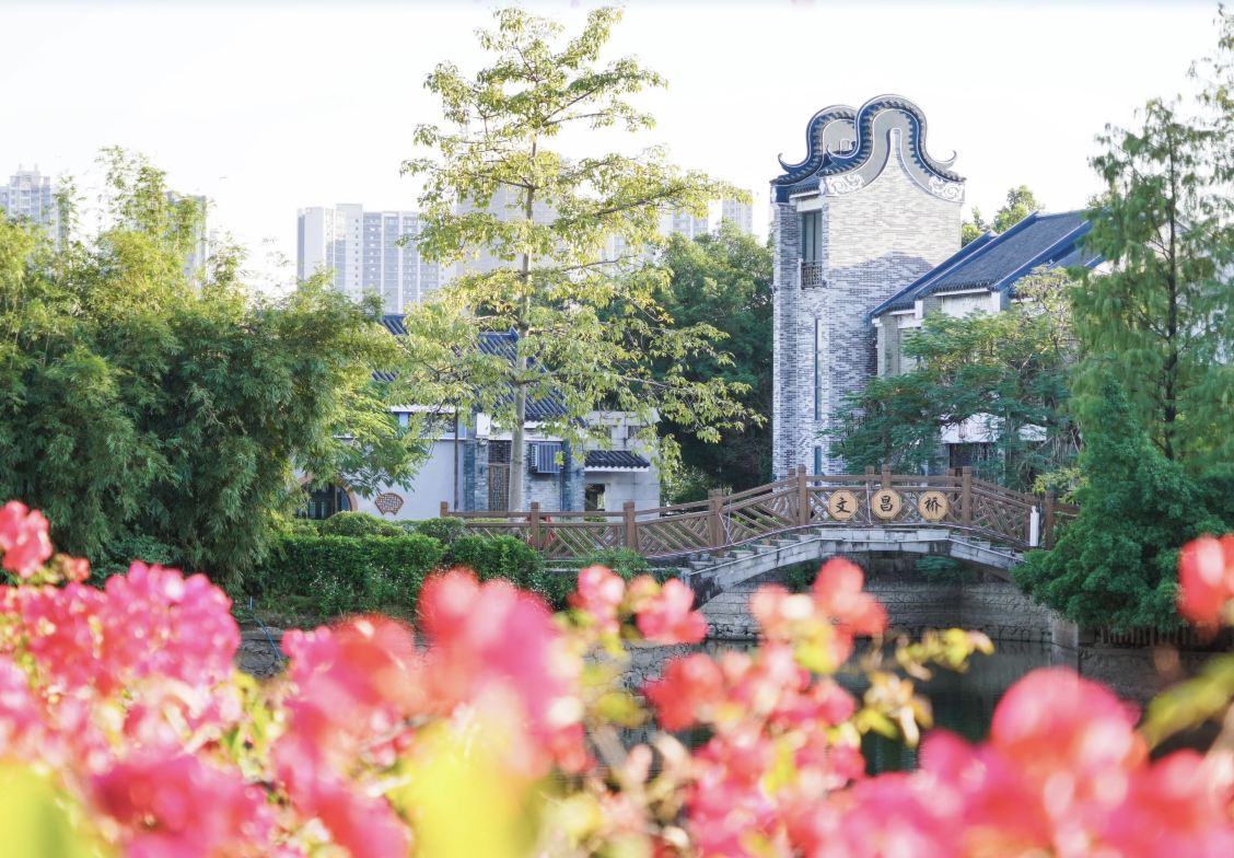 廣州沙灣古鎮+餘蔭山房+嶺南印象園一日遊【獨立包車上門接駁】